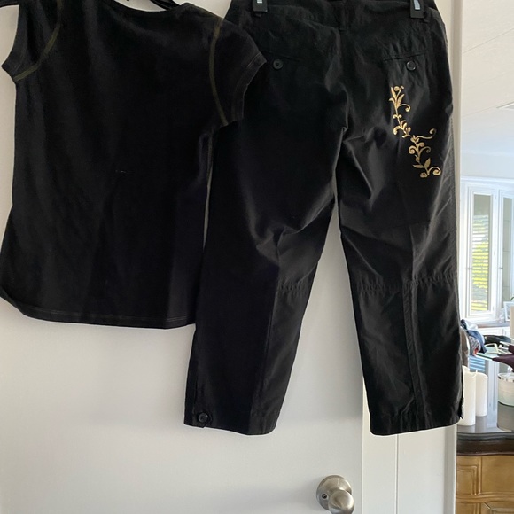 Capri pant set - Picture 2 of 2